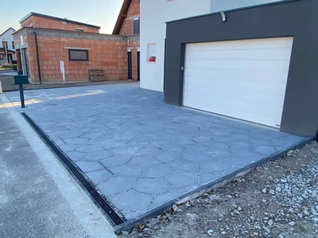 Terrasse extérieure de maison à Schirrhoffen 
