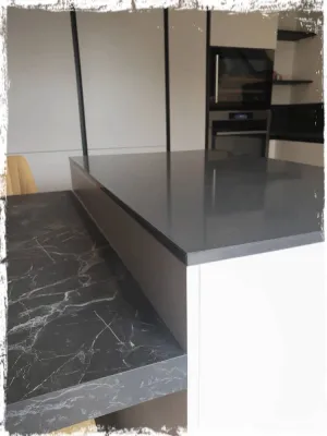 Pose de cuisine italienne sur mesure haut de gamme à St Cyr sur Mer dans le 83