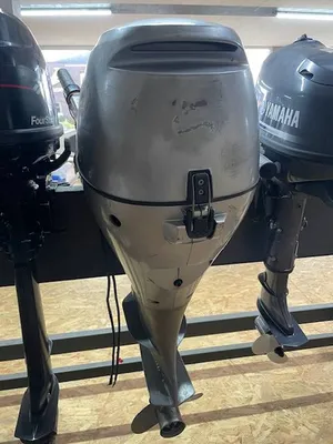 Acheter un moteur d'occasion chez Meca nautique à Arzal dans le Morbihan