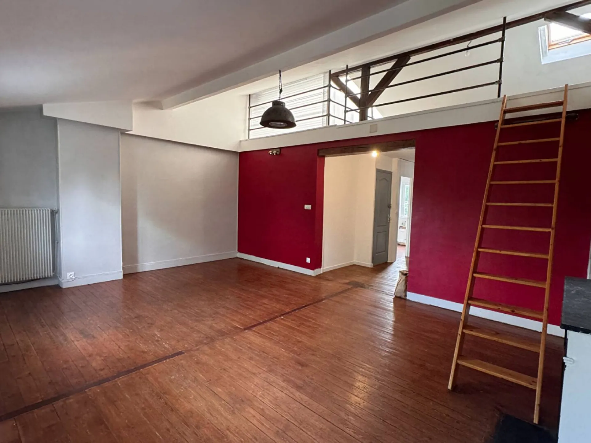 Situé au 51 rue Maladrerie à Rouen