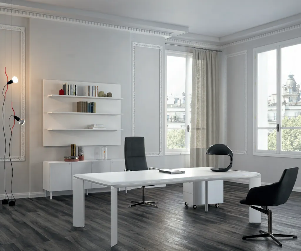 Bureau de direction bois blanc à Alès dans le GARD 