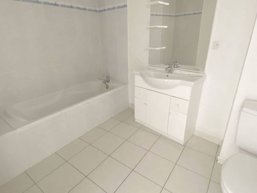 a vendre appart avec vue dégagée la bédoule