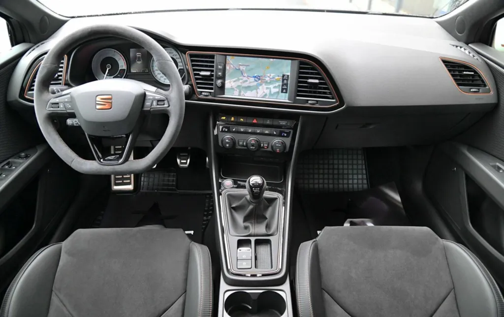 Seat Leon Cupra R occasion Limited Edition n°51 de 799 à Plaisance du Touch proche de Toulouse en Occitanie