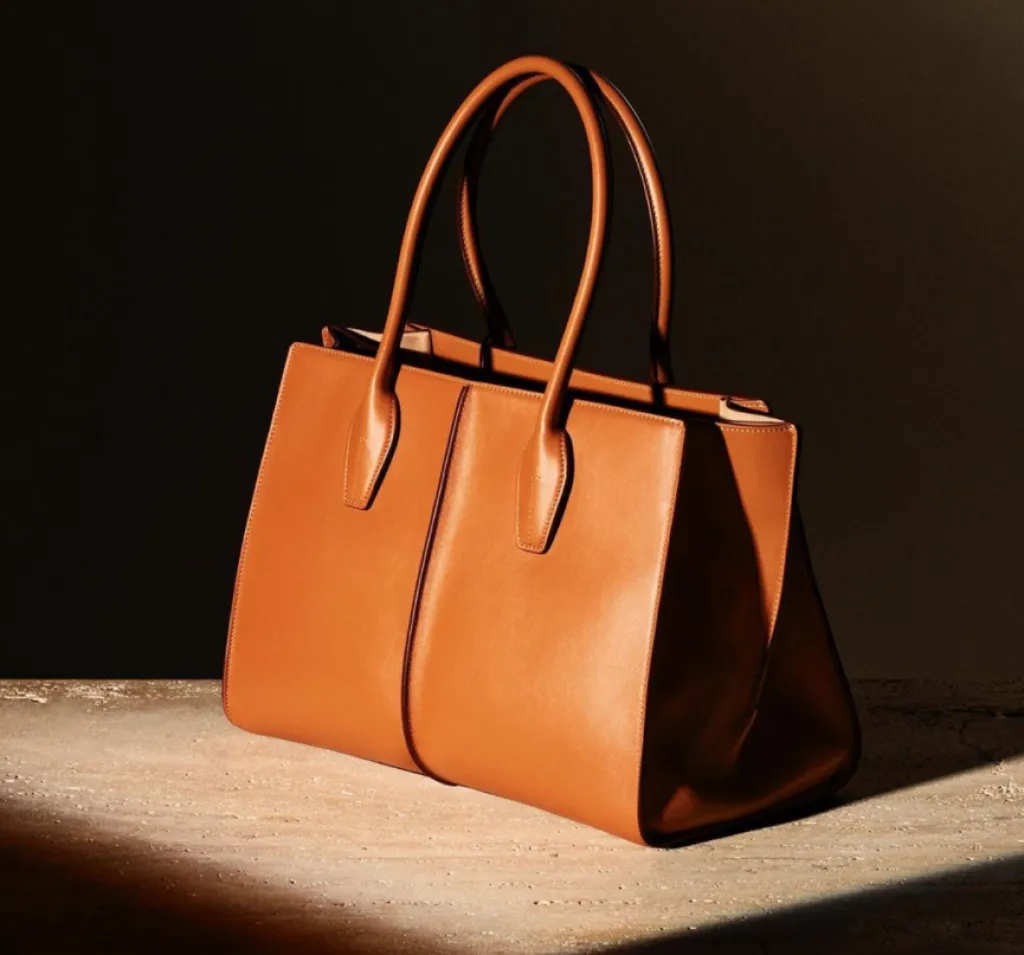 La nouvelle collection Tod's pour femme automne-hiver 2020 le savoir faire italien.