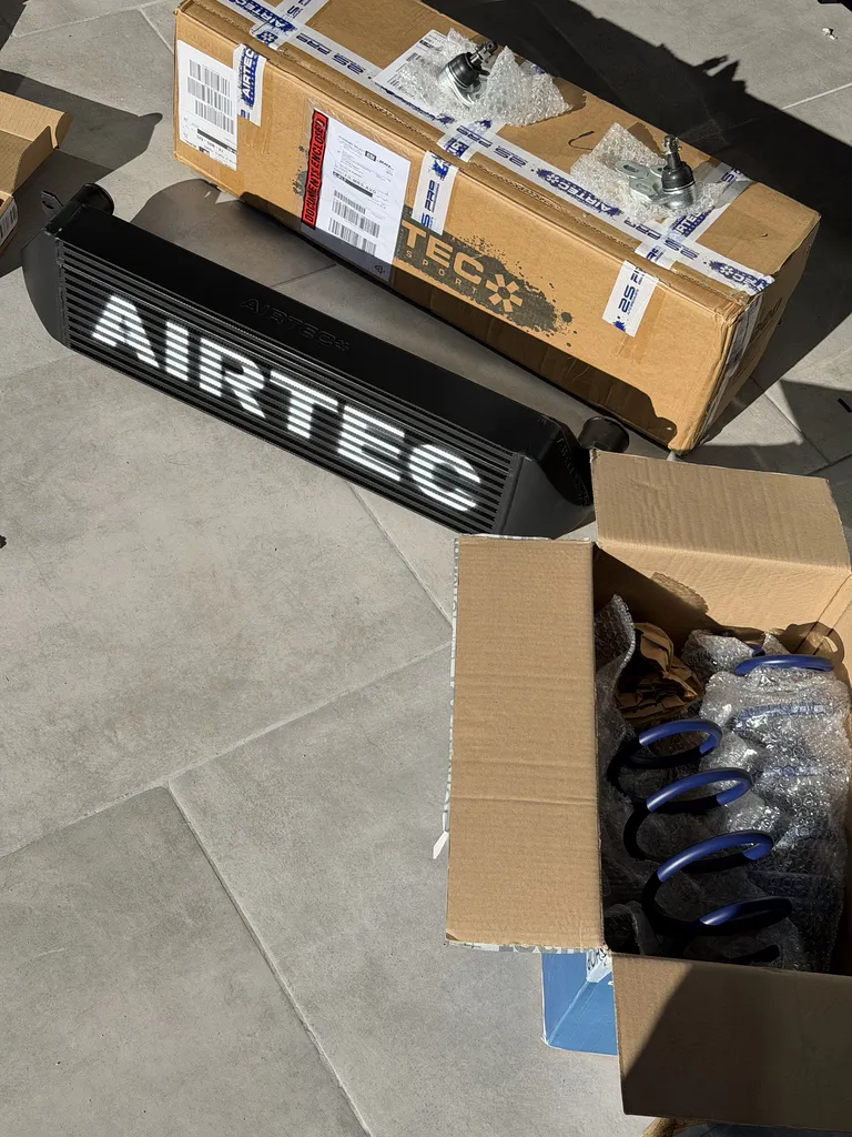 Préparation Toyota GR Yaris / Installation de pièces performance AIRTEC, H&R autour d’Avignon et de Le Pontet