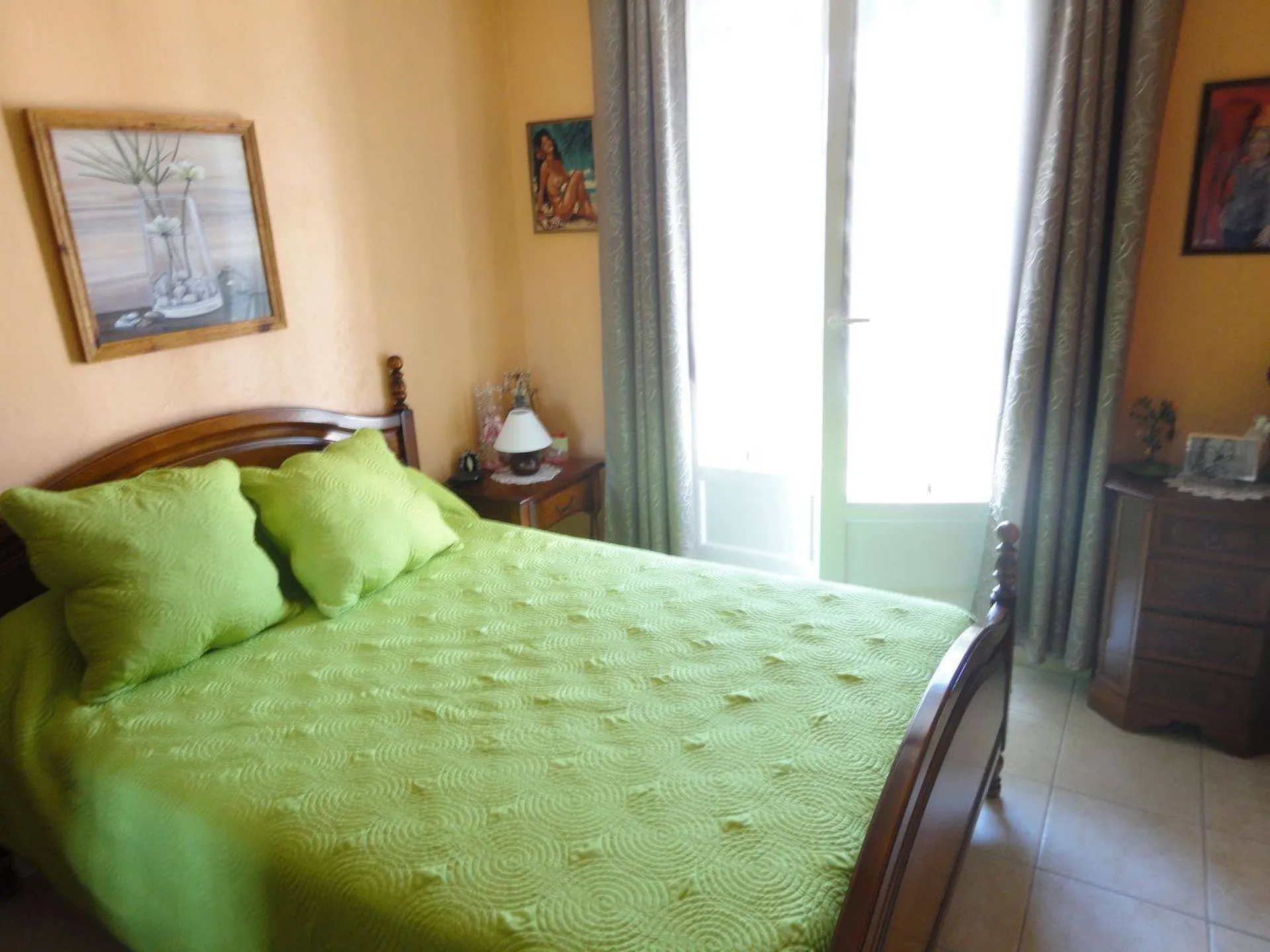 Appartement  3/4 Roquefort La Bédoule proche centre avec double vitrage et garage