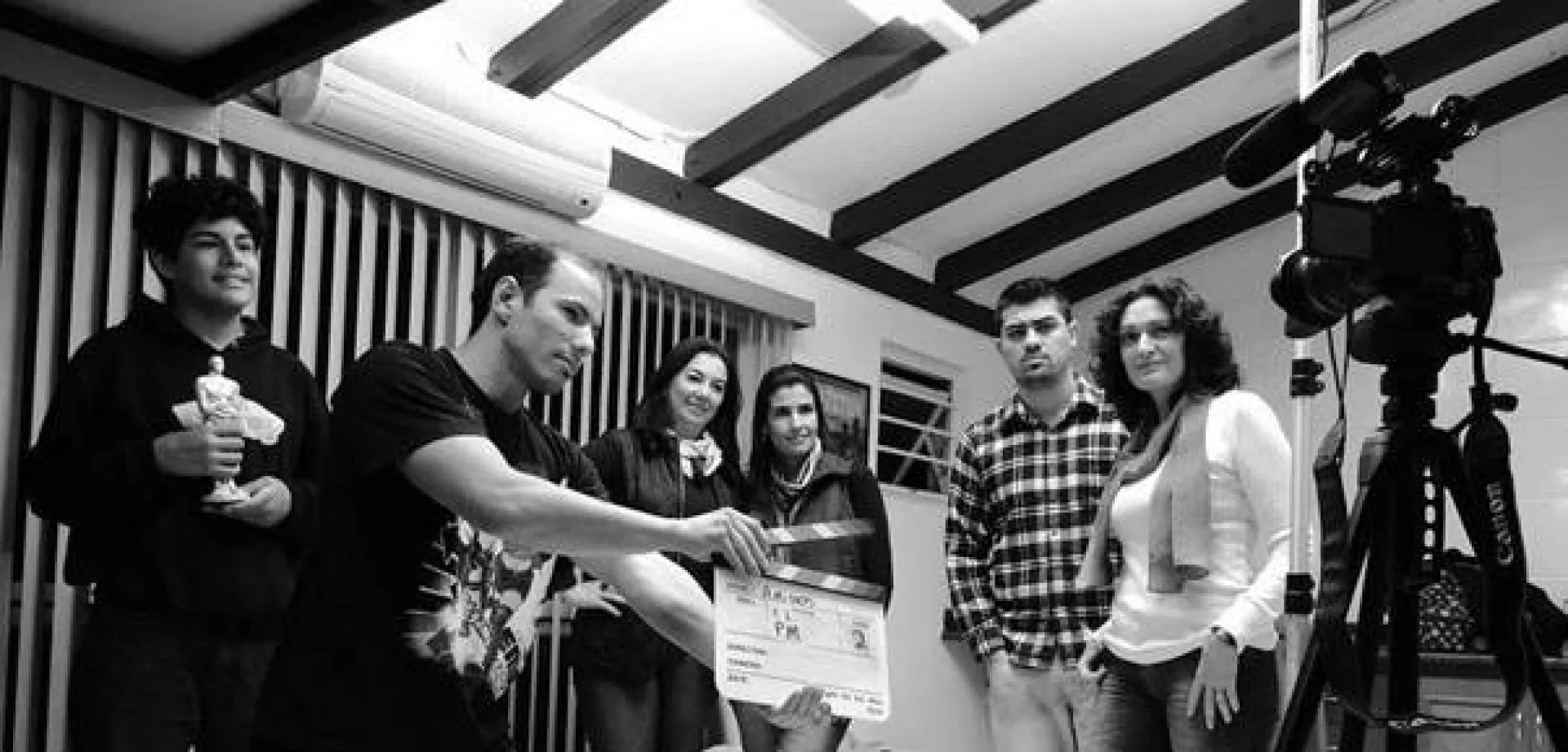 Agence évènementielle pour activité Team Building cinéma, création d'un script et tournage au Cap Ferret proche de Bordeaux
