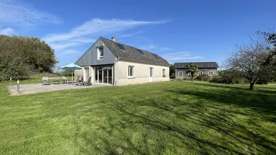 Ensemble immobilier de 321m² à la campagne sur son terrain de 4 050m², proche de Dieppe, Seine Maritime, 76.