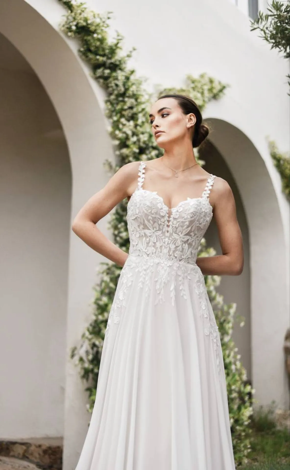 robe de mariée fluide Bel 22520