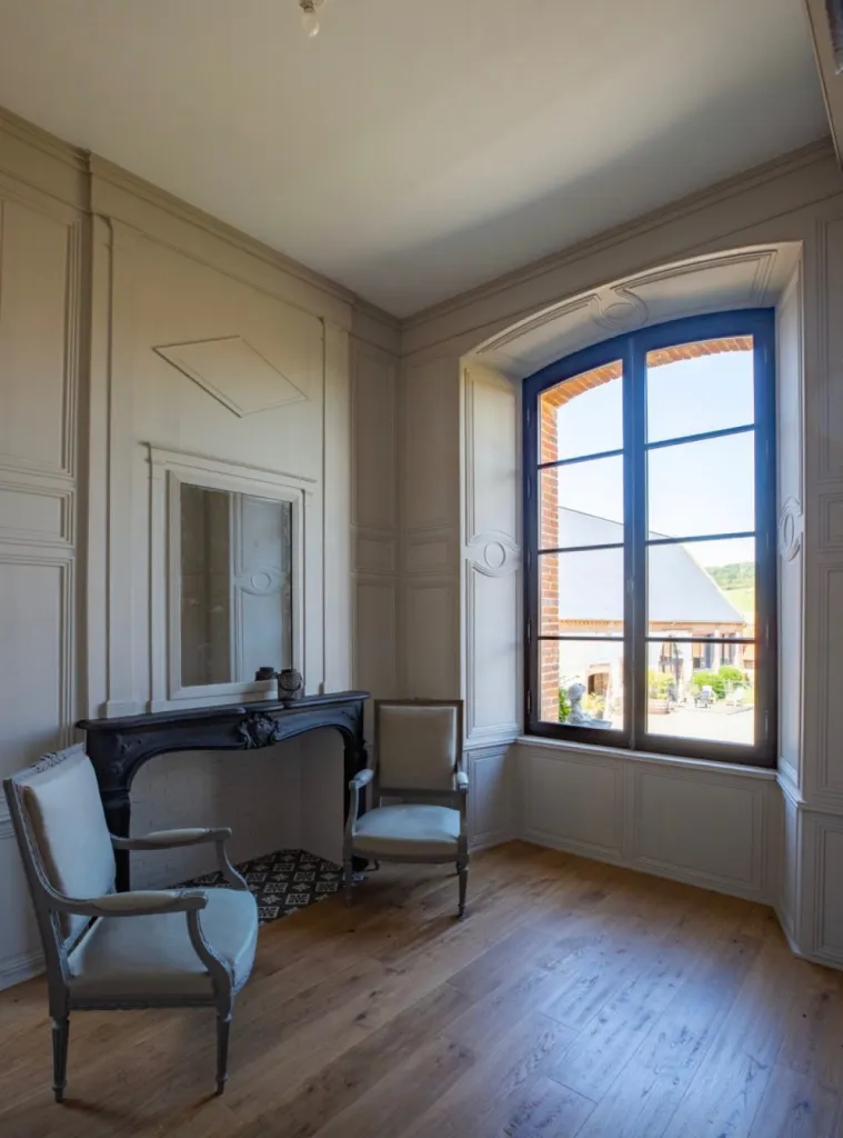 Pose de fenêtre sur mesure par entreprise RGE spécialiste de la fermeture mixte, PVC, Aluminium et Bois Le Havre 76