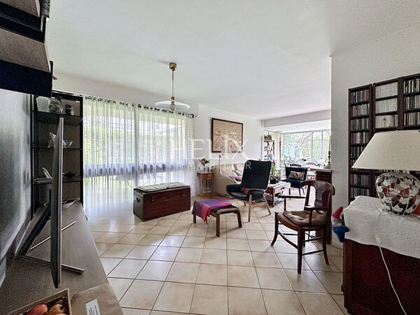 Fontenay le fleury - Parc Montaigne - Appartement  5 pièces 97 m2 3 chambres