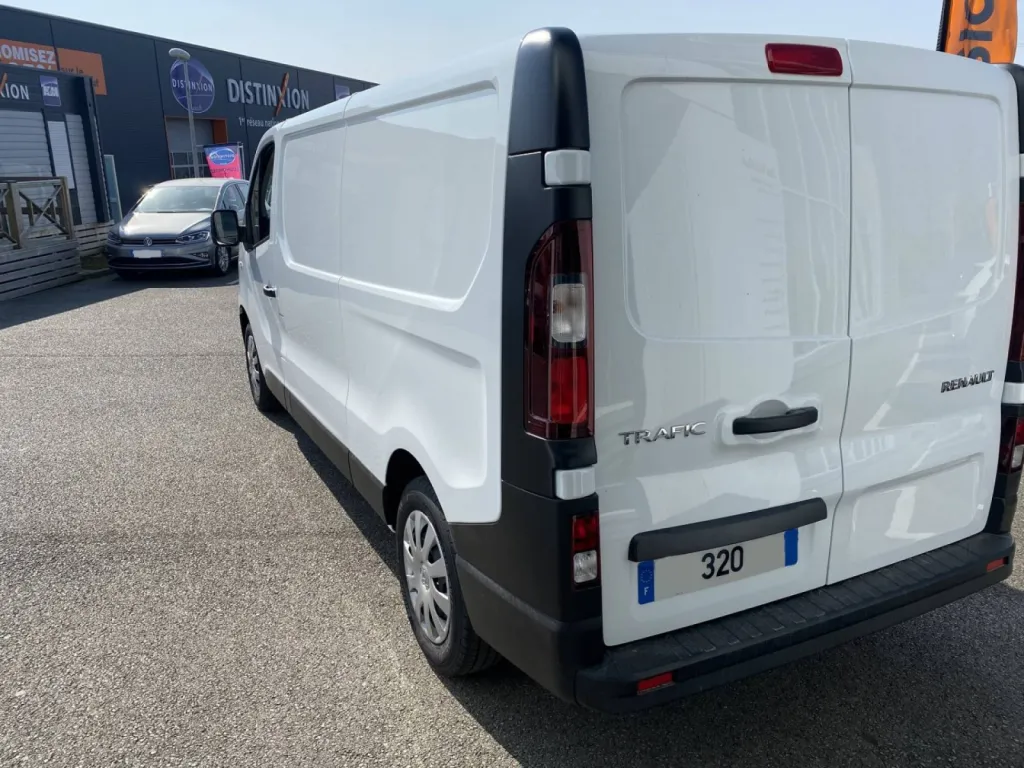 Renault Trafic Fourgon diesel d'occasion proche de Rouen
