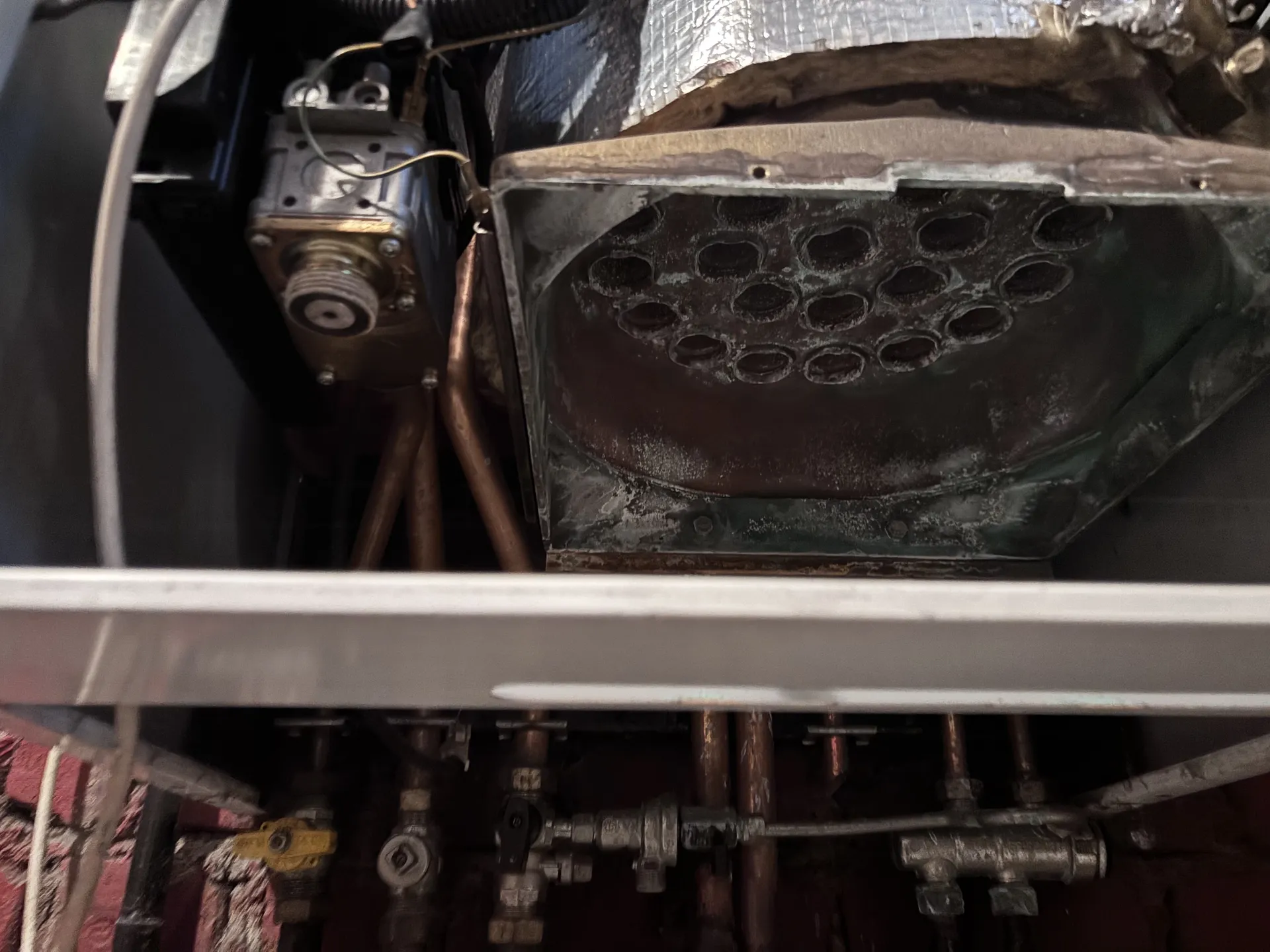 Entretien d’une chaudière gaz Frisquet à tirage naturel à Bondy

