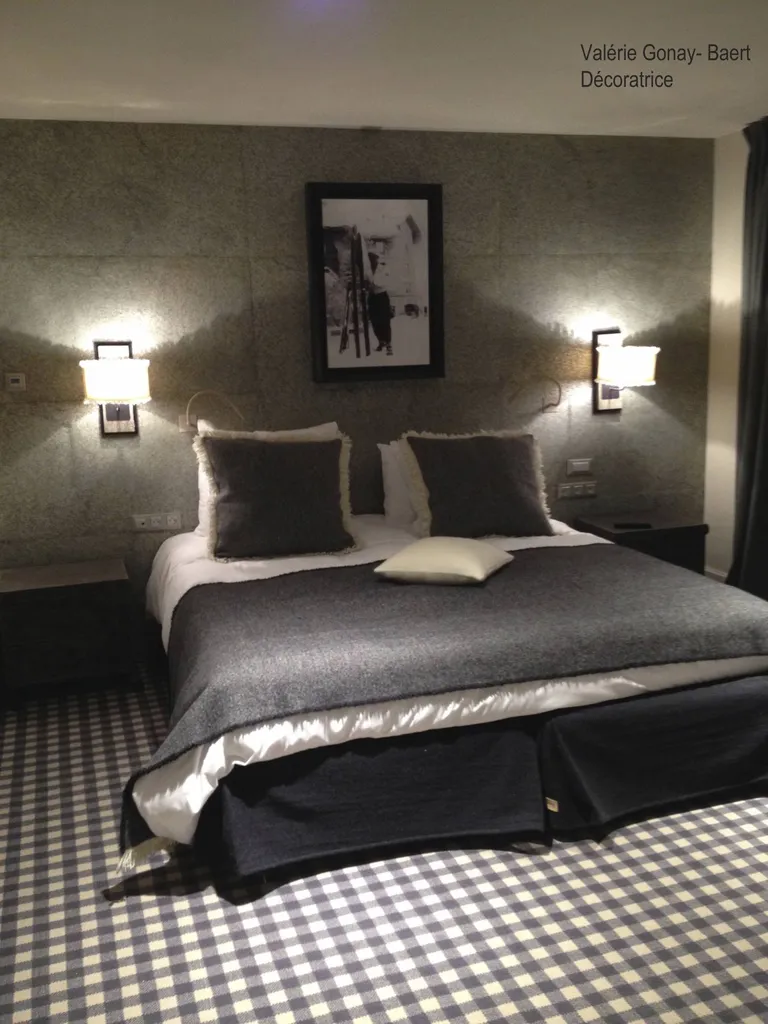 TÈTE DE LIT EN DECO PIERRE TERRE DU MONDE