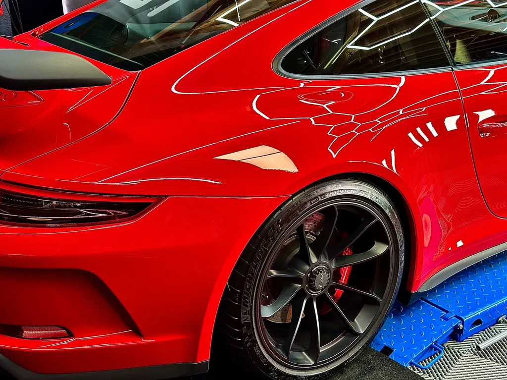 centre de DETAILING Lyon protection céramique film de protection PPF Porsche GT3