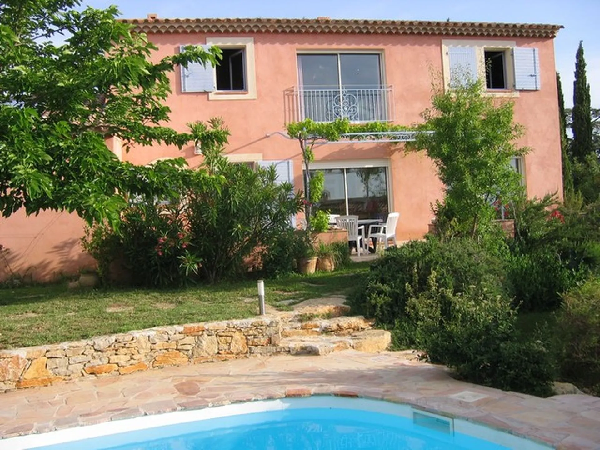 Vente belle villa  5 La Ciotat avec vue mer et terrain arboré