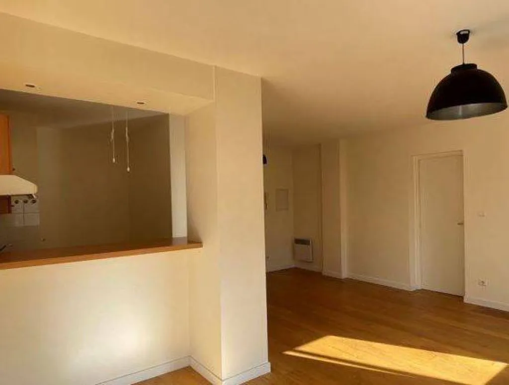 Appartement en location de 52.67m², situé rue DU CHAMPS DES OISEAUX à Bois-Guillaume, 829€ charges comprises