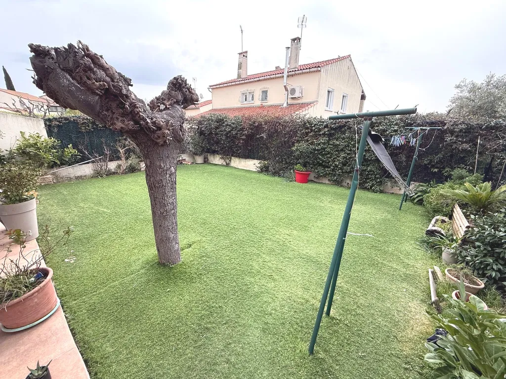 Jardin plat de 291m²