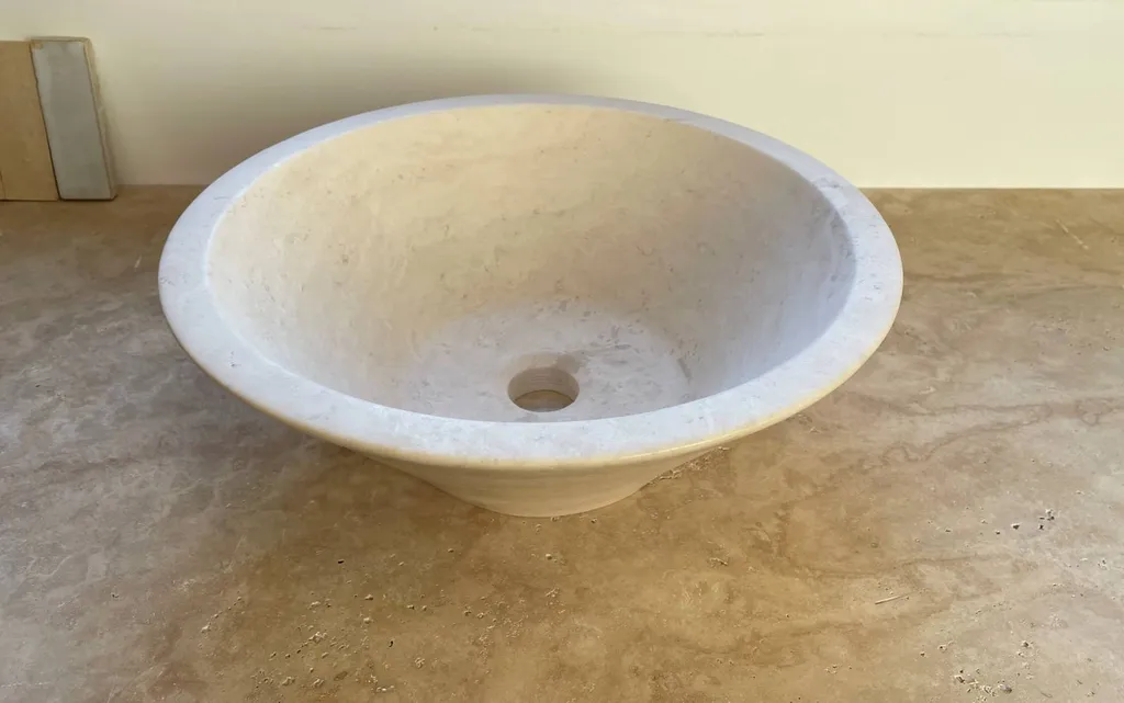 VASQUE EN TRAVERTIN BEIGE RONDE AU FORMAT 40.6 CM DIAMETRE