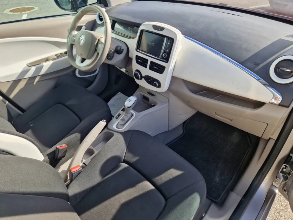 RENAULT ZOE LIFE OCCASION A PLAISANCE DU TOUCH PRES DE TOULOUSE EN OCCITANIE