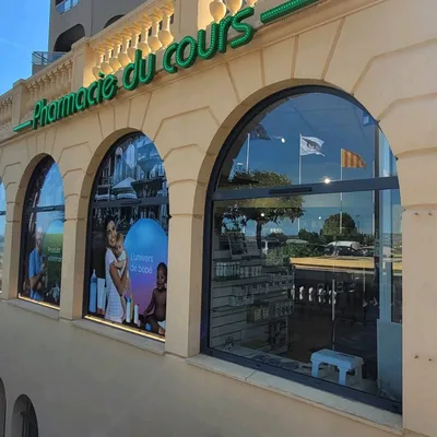 Pose film anti UV, anti décoloration sur grasse 06 pas cher