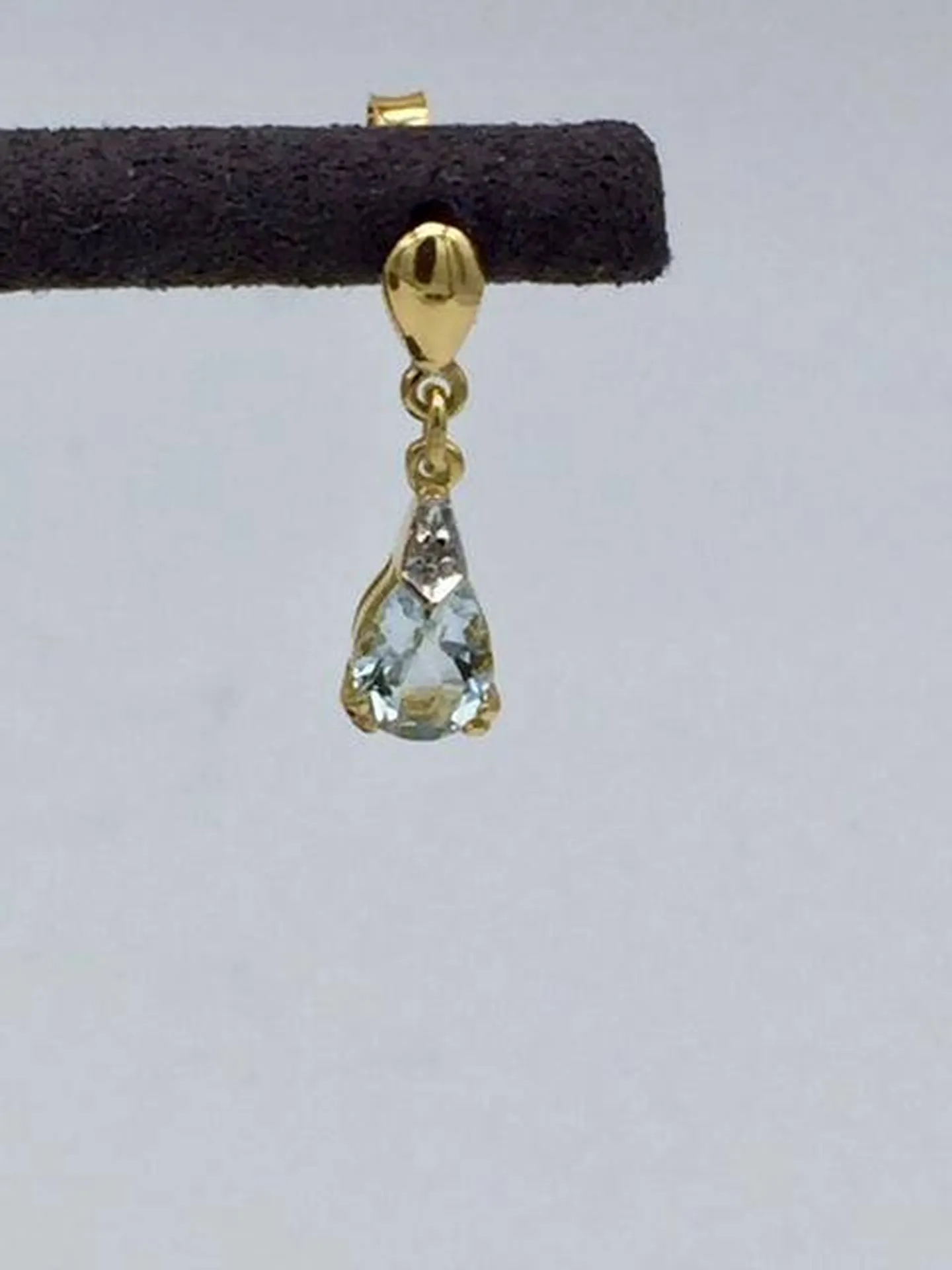 Boucles d'oreilles pendantes 2 ors 750/1000ème aigue marine et diamant occasion Or Ligne Biscarrosse Bassin d'Arcachon