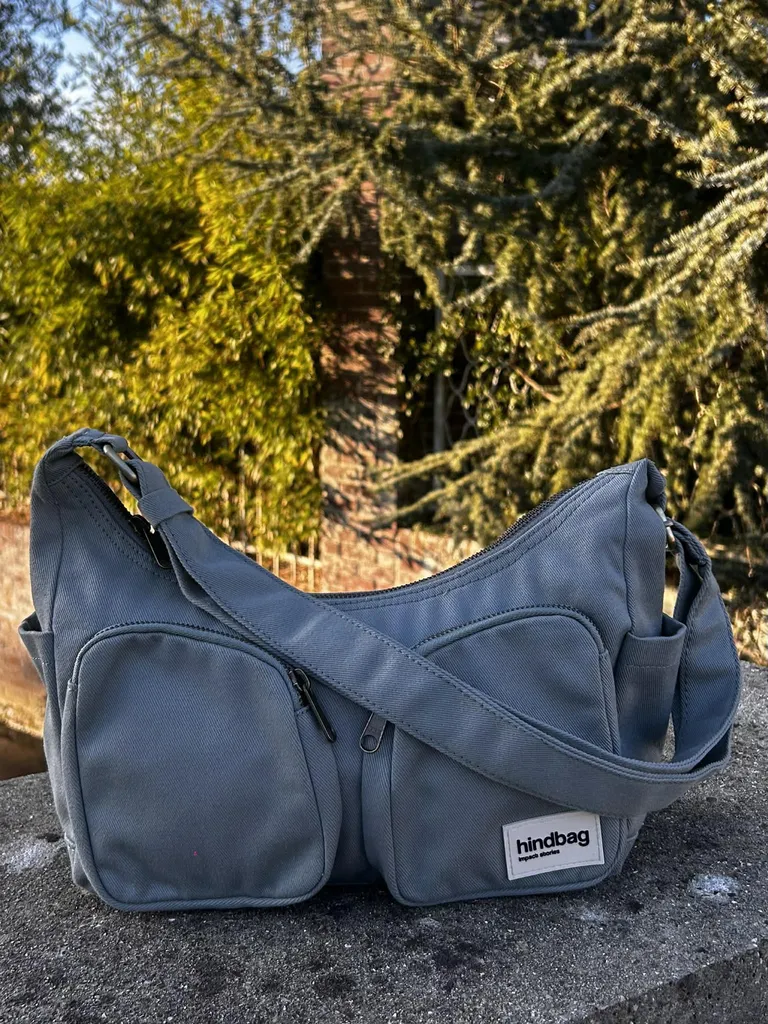 Sac Hindbag Emile coloris sauge disponible chez Evasion Eu