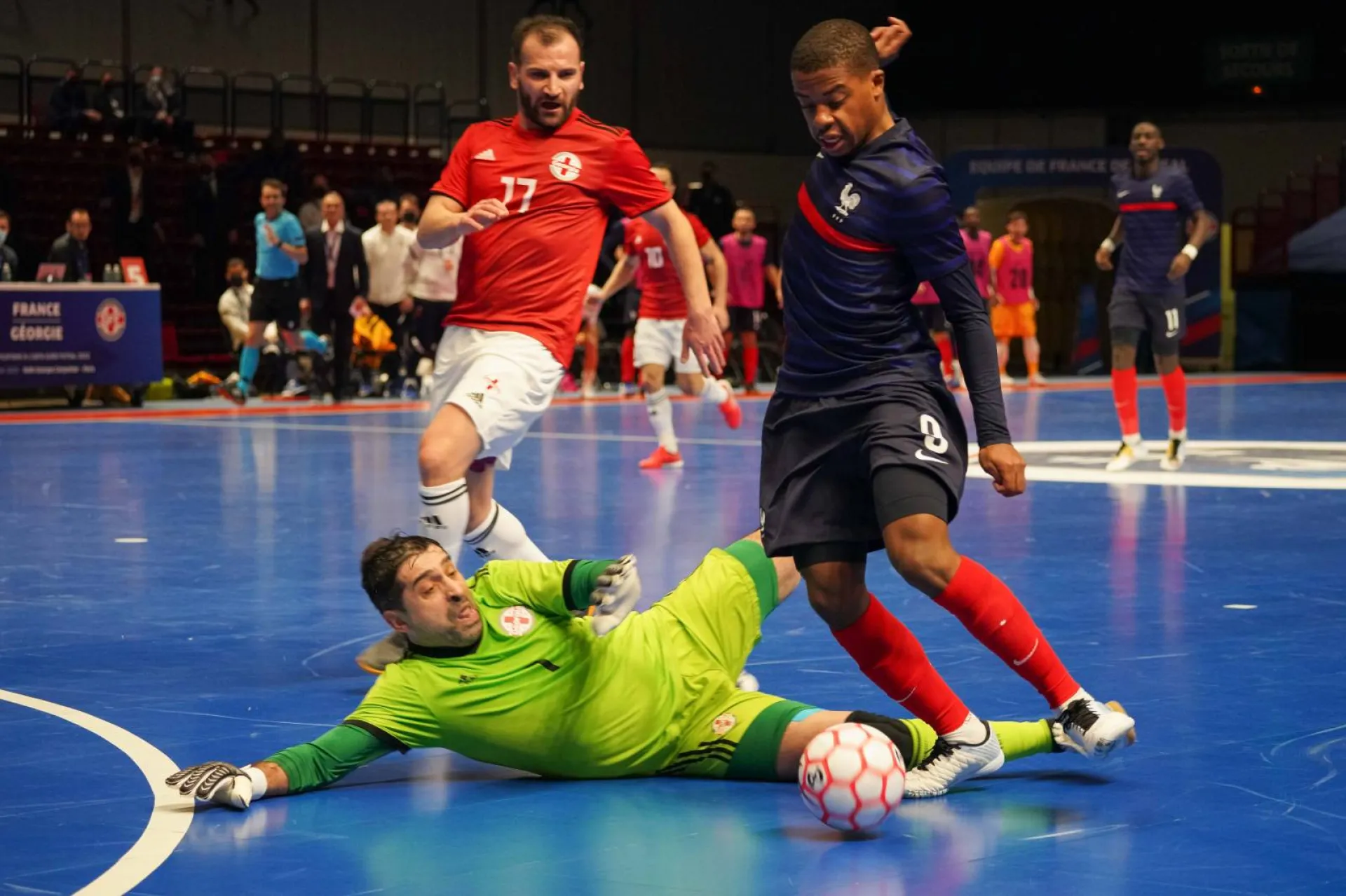 Cherche photographe professionnel pour évènement sportif à Enghien les bains