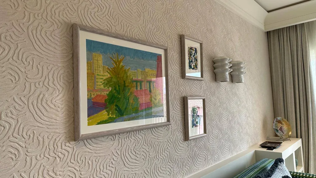 Mur en Enduit Minéral TERRE DU MONDE avec relief dans le Var