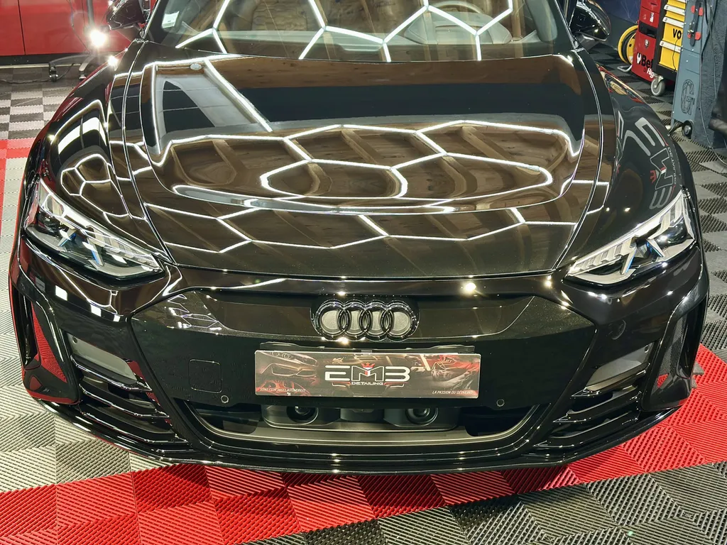 Detailing Lyon spécialiste du traitement céramique et de la protection carrosserie Audi e-tron GT