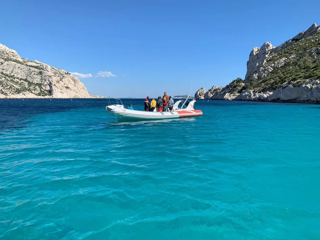 Balade en bateau départ de Cassis journée