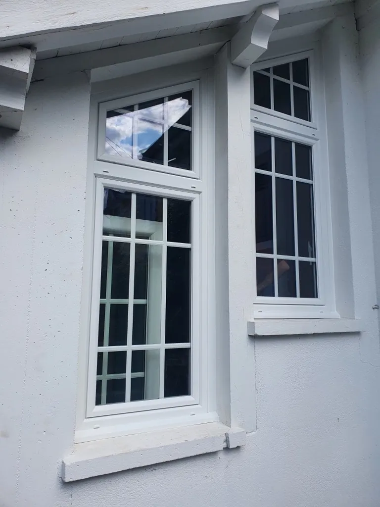 Fenêtre PVC avec petit bois à limonest proche de Lyon 