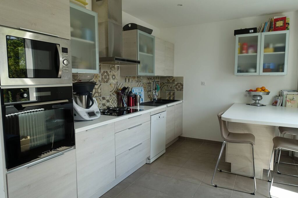 A vendre propriété d'exception, comprenant une maison de caractère principale ainsi qu'un gîte anglo-normand avec vue exceptionnelle sur la mer, proche de Dieppe (76)