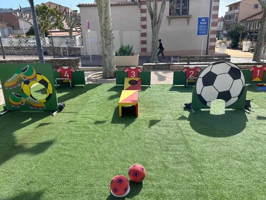 Découvrez le nouveau concept Balopied, jeux de ballon pour tout les moments festifs de votre entreprise dans le secteur de La Ciotat