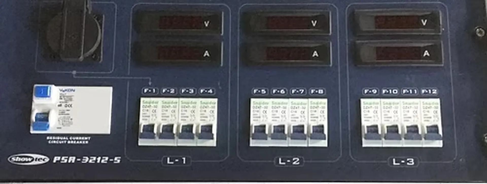 BLOC ALIMENTATION 32A TRI VERS 12X 16A MONO