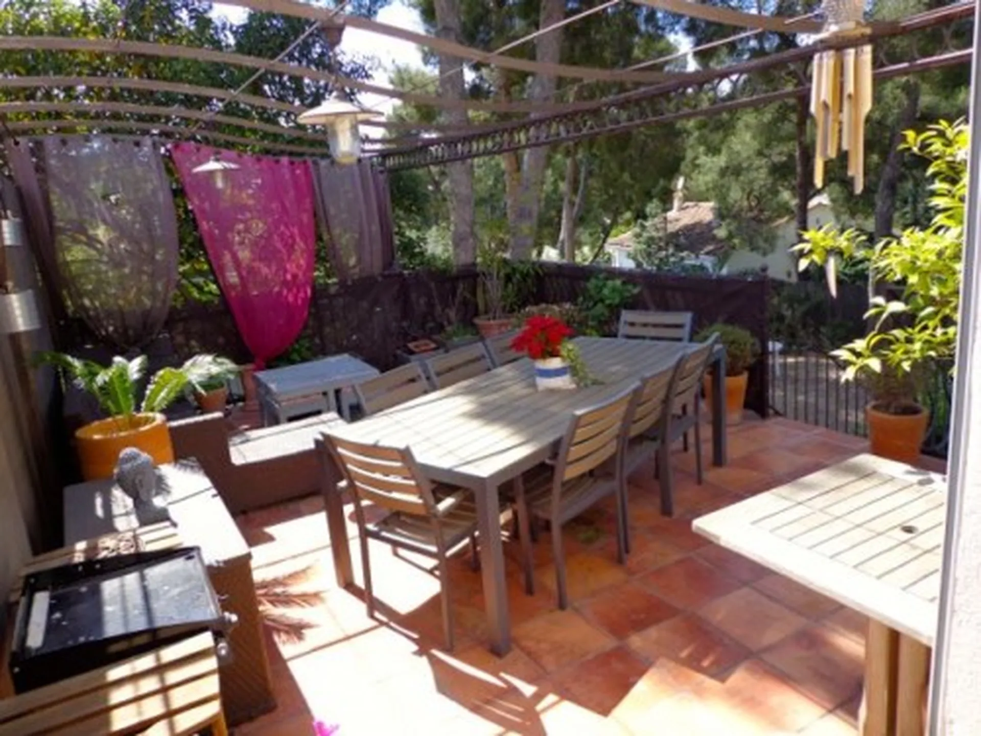 VENDU 4 Cassis au calme, proche centre