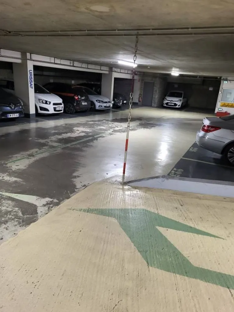 Entretien et Nettoyage de Parkings en Région Parisienne