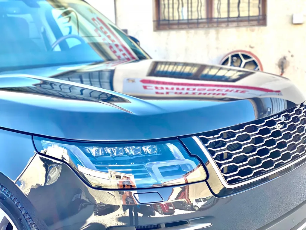 Accrochage à La Ciotat sur un Range Rover Vogue réparé à Carnoux dans notre atelier spécialisé en carrosserie SUV haut de gamme