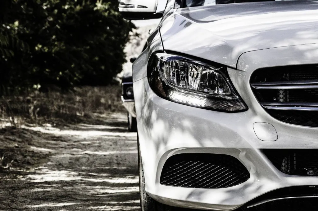 Utilisation du spray nettoyant Diamand's Car Lustrant Mad Waxxx Express