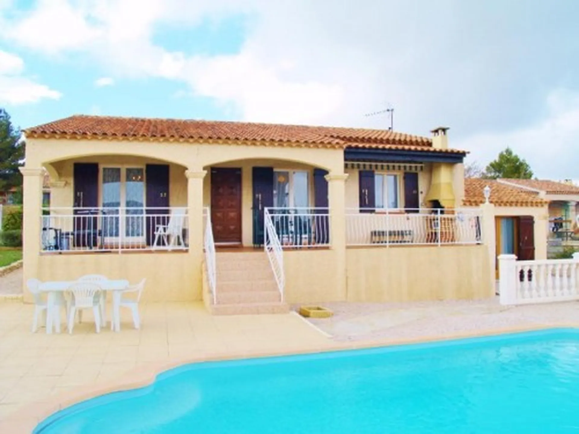 Vente villa Roquefort la Bédoule vue dégagée  secteur calme et recherché