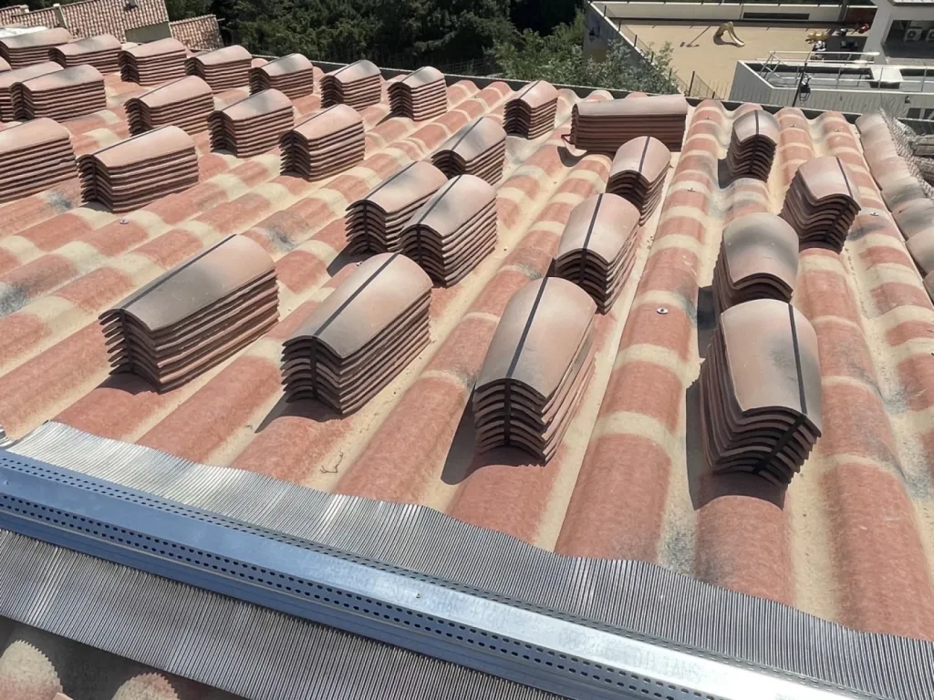 Changement d’une toiture de maison à Le Rove 13740