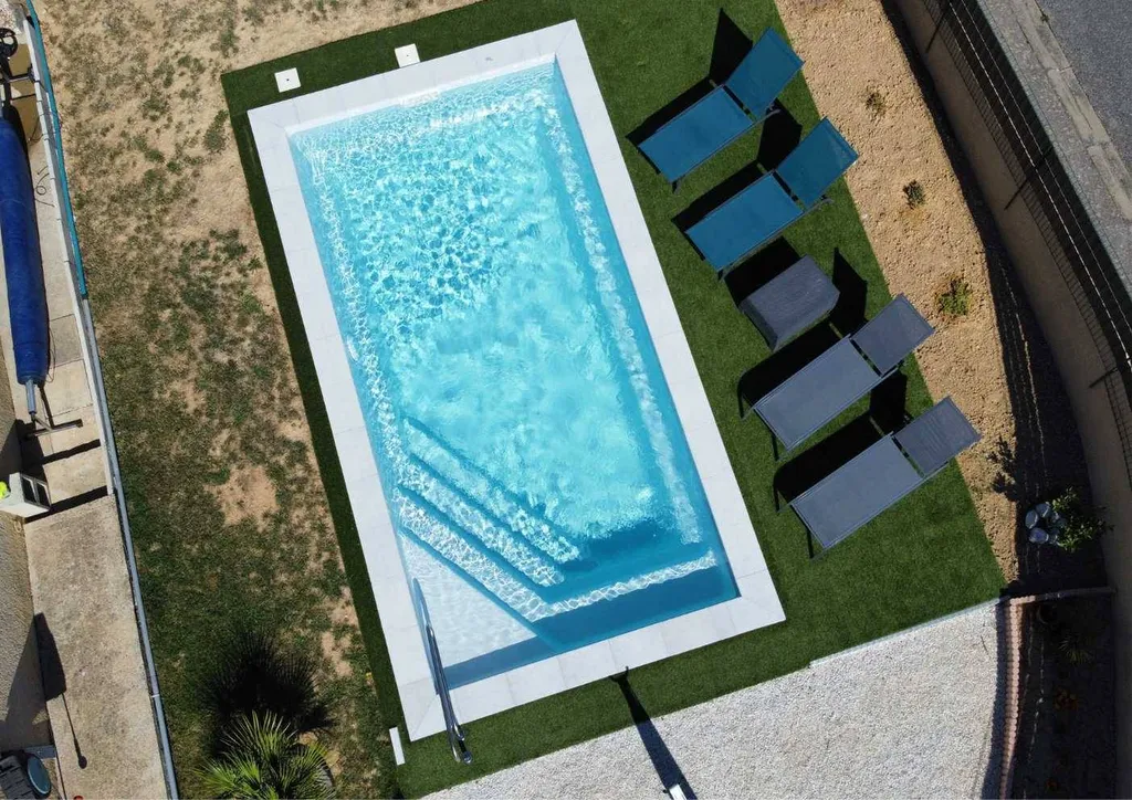 Piscine Céléstine vue drone