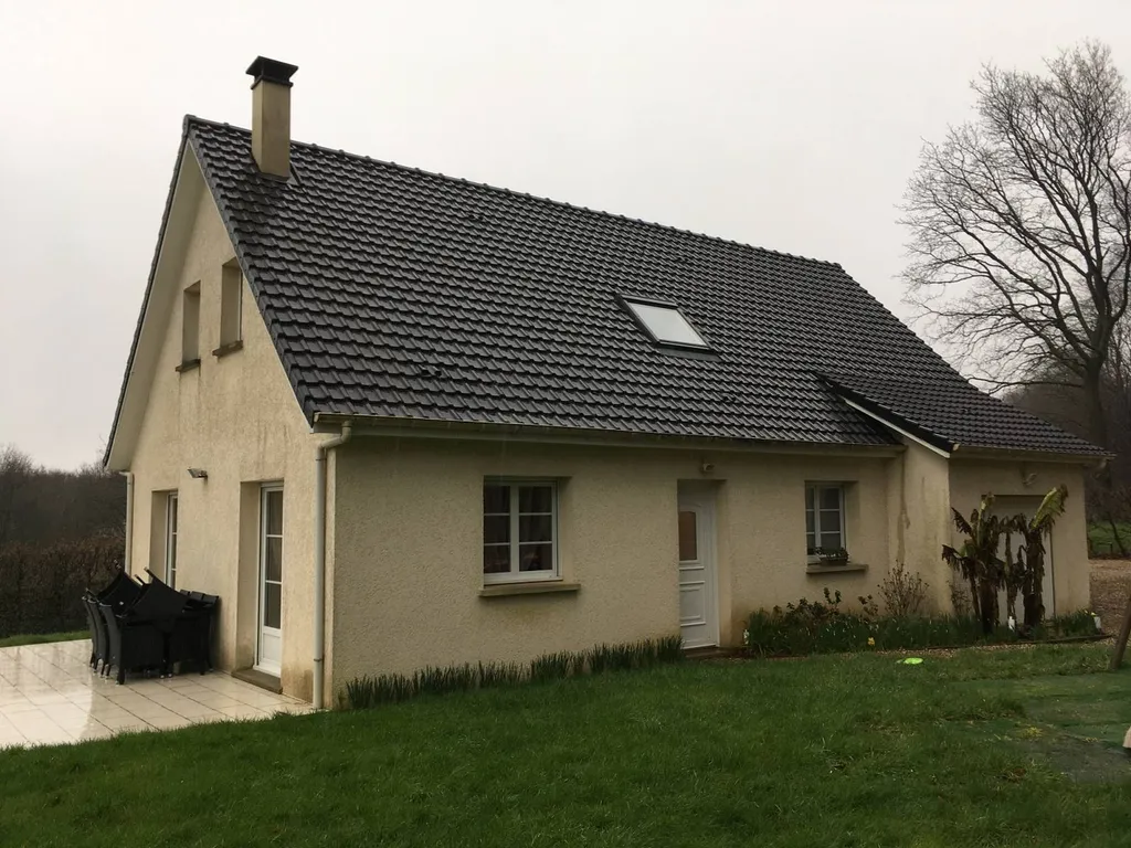 Pavillon viable de plain pied situé entre Caudebec en Caux et Notre Dame de Gravenchon