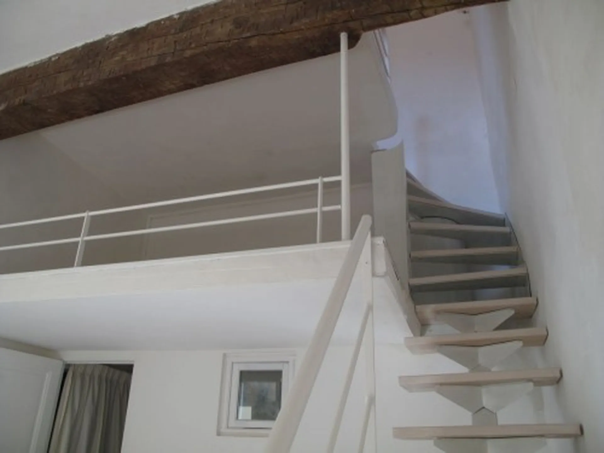 A vendre appartement en duplex 4/5 Cassis au cœur du village