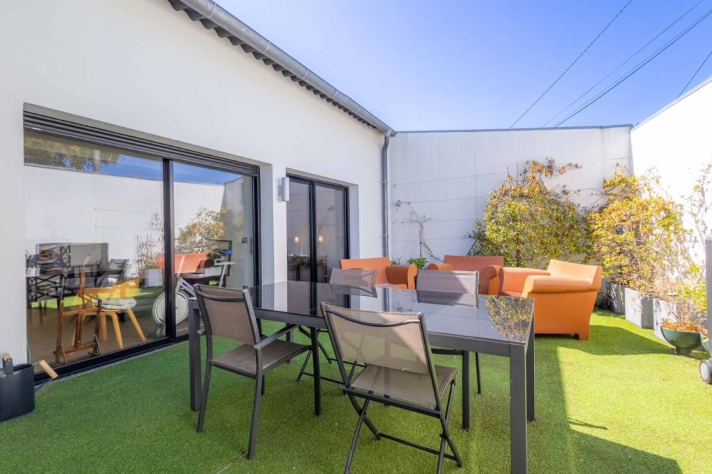 Belle maison contemporaine Bordeaux Caudéran Proximité Maréchaux 