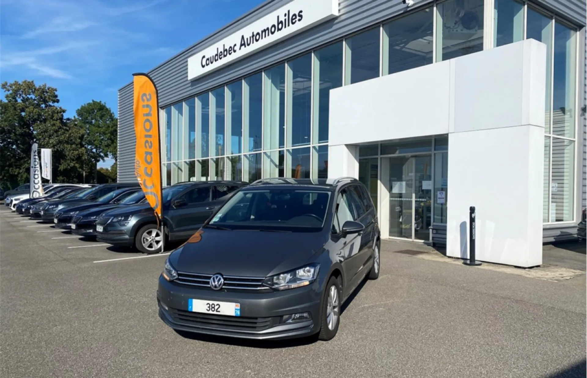 Volkswagen Touran 7places d'occasion 110ch Confortline près de Lillebonne