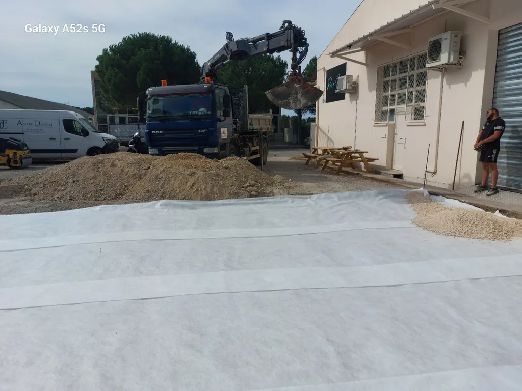 création d'un plateau extérieur pour salle de crossfit à Carnoux dans les Bouches-du-Rhône 