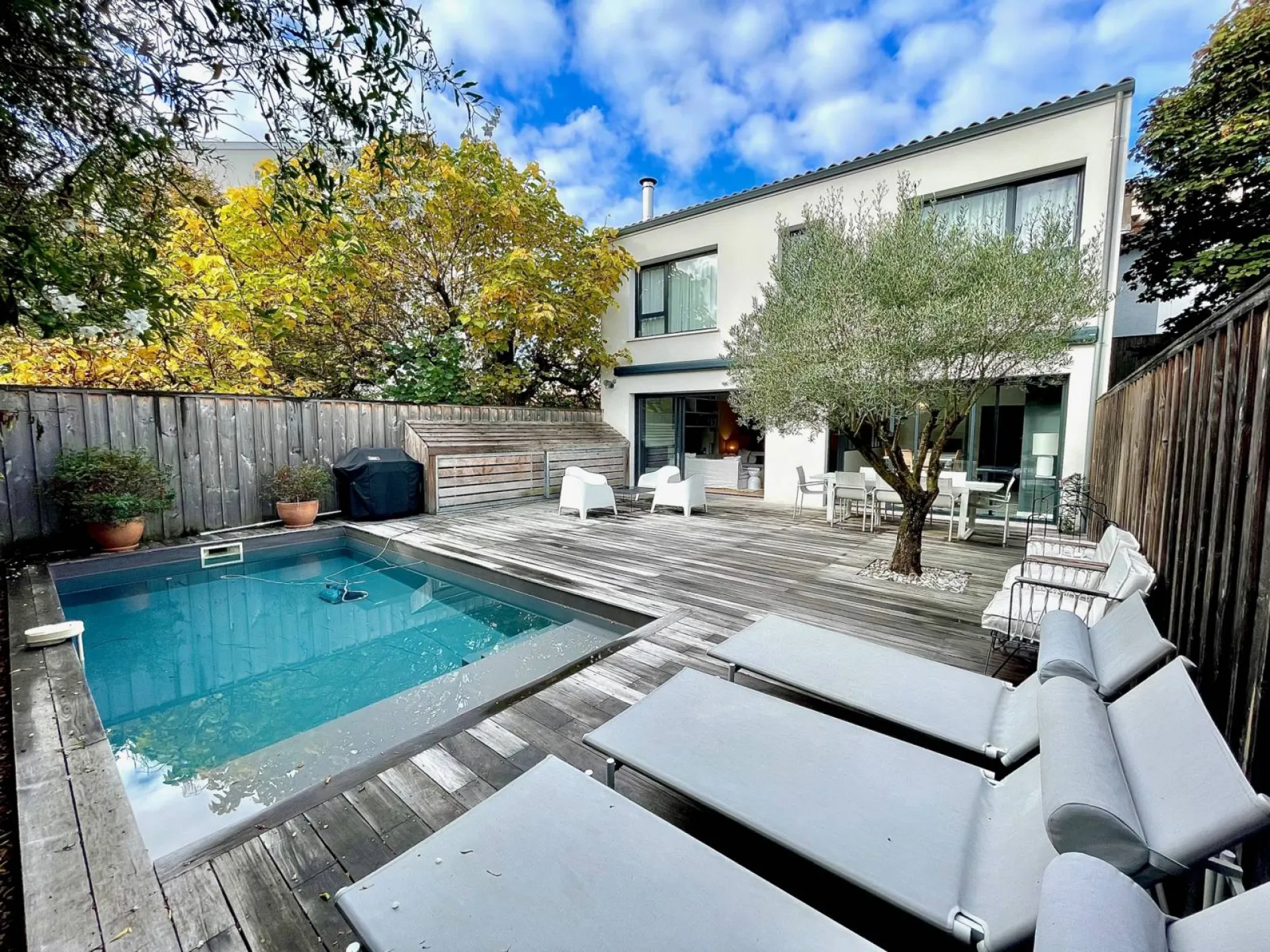 Vendue Belle maison récente Bordeaux Caudéran à proximité du Parc Bordelais 