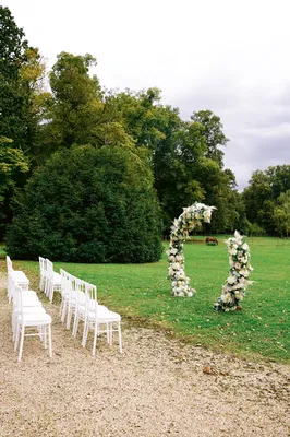 magical-secular-wedding-ceremony-castle-park