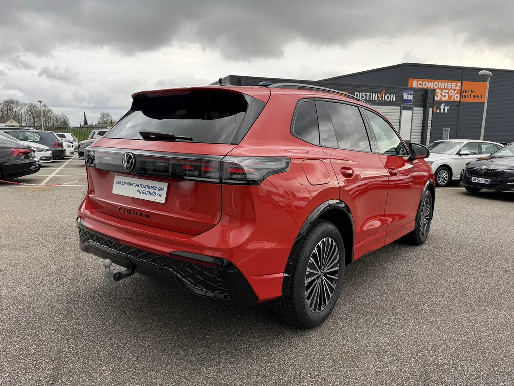 Volkswagen Tiguan d'occasion R-Line à vendre chez votre concessionnaire Caudebec Automobiles à proximité du Havre et d'Yvetot